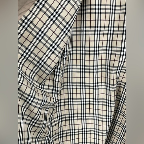 Burberry Tan Trench Coat - Picture 3 of 6